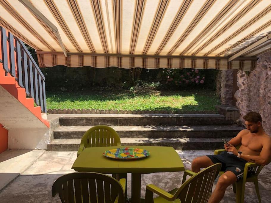 Joli Appartement Avec Terrasse Et Jardin - Vue Sur Montagne Bagnères-de-Bigorre Εξωτερικό φωτογραφία